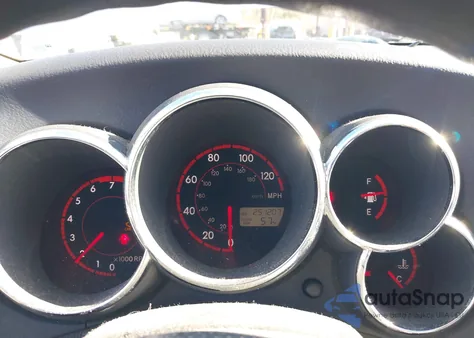 2004 Toyota Matrix Standard z USA, uszkodzony, nr VIN 2T1KR32E54C301822